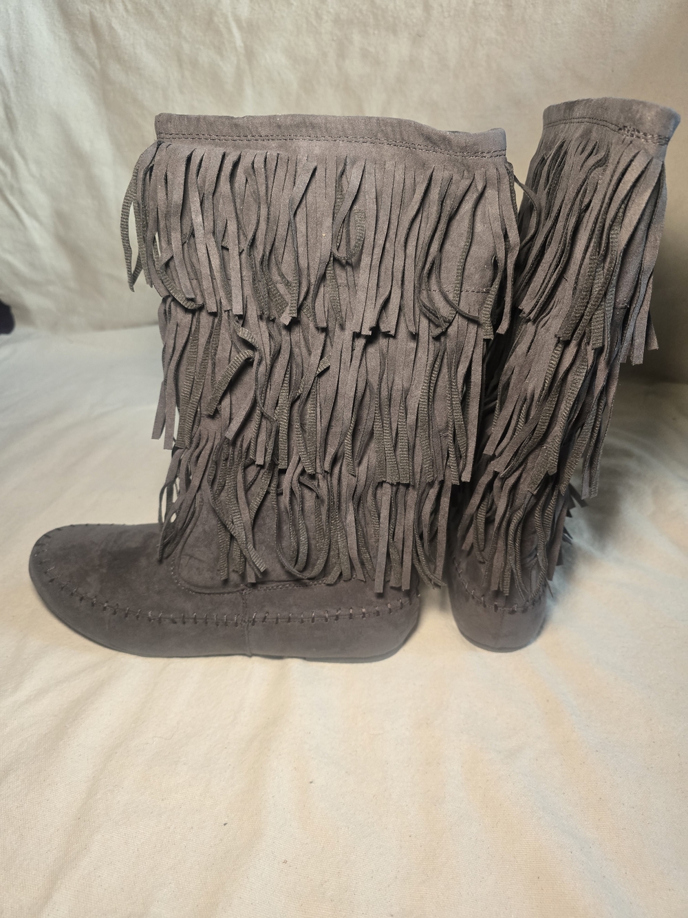 Arizona Gray Suede 3-Layer Fringe Mid-Calf Moccasin Boot Size 11 - Picture 7 of 9